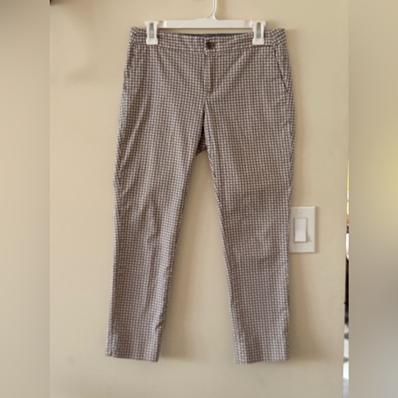 Banana Republic Pants - {Banana Republic}-Size 2-Hampton Fit Cropped Pant